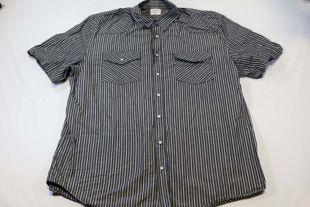 Old Navy Gray Striped Short Sleeve Western Snap Shirt